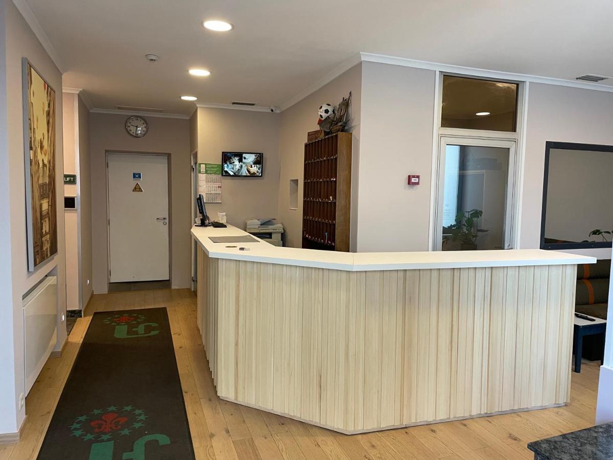 Hotel Continental Saint-Gilles Екстер'єр фото