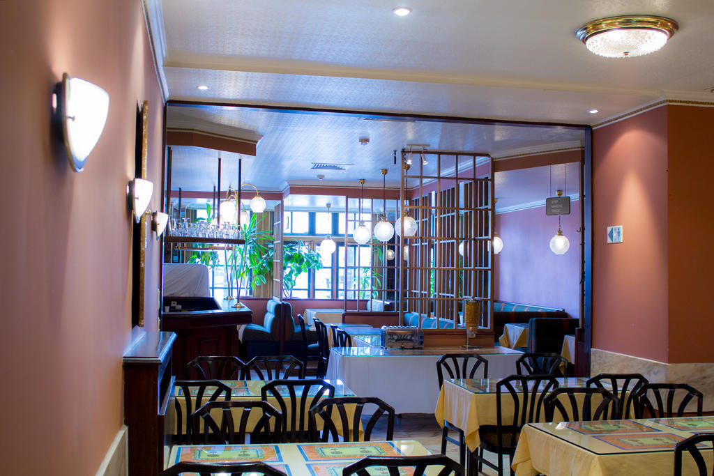 Hotel Continental Saint-Gilles Екстер'єр фото