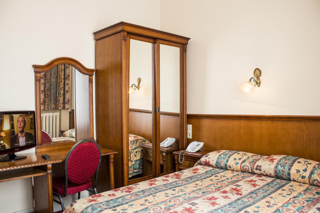 Hotel Continental Saint-Gilles Екстер'єр фото